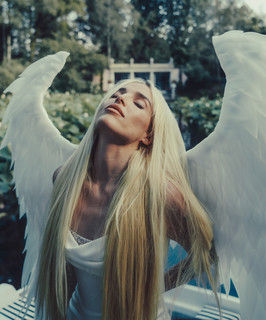 Elena Rose artist picture