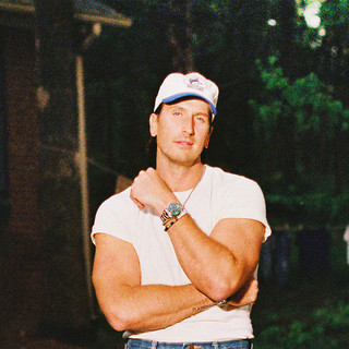 Russell Dickerson artist picture