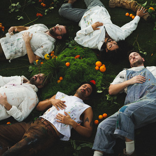 Young the Giant artist picture