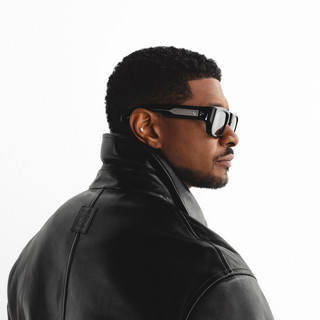 USHER artist picture