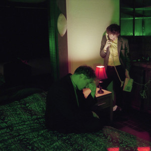 Écouter "Opera" de Surf Curse