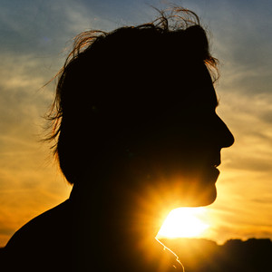 Écouter "Dans tes yeux" de Thomas Dutronc