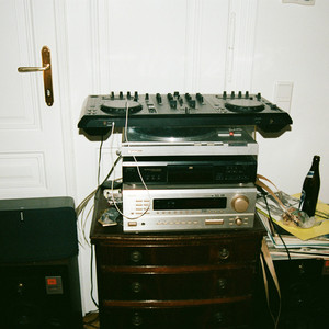 Écouter "Pardon Me" de TCTS