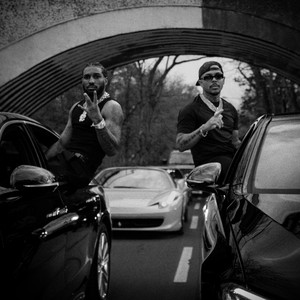 Écouter "EXPENSIVE SHIT" de Luciano