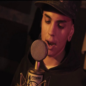 Écouter "Solo" de CRO