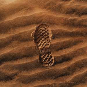 Écouter "WALK" de Lecrae