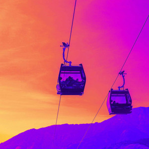 Écouter "Sophisticated Backdrops for Warm Memory" de Jazz Classique