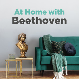 Écouter "Piano Quintet in E-Flat Major, Op. 16 (Version for Piano Quartet): II. Andante cantabile" de Ludwig van Beethoven