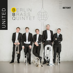 Écouter "Puttin‘ on the Ritz" de Irving Berlin