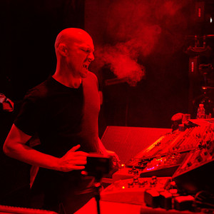 Écouter "No Goodbye" de Paul Kalkbrenner