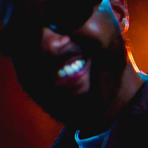 Écouter "CASAMIGOS" de Idaly