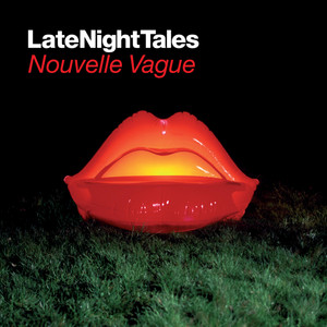 Écouter "Come on Eileen" de Nouvelle Vague