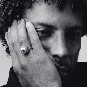 Écouter "la rosée" de Disiz