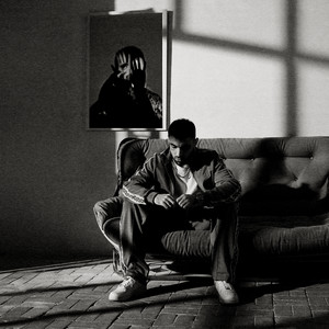 Écouter "Prendas de diseñador" de Israel B