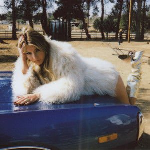 Écouter "Not At This Party - Acoustic" de Dasha