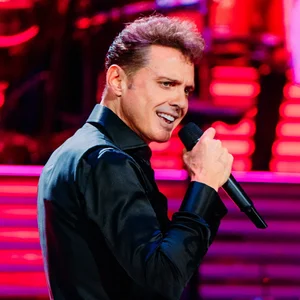 Luis Miguel Setlist - Tour 2027 playlist cover