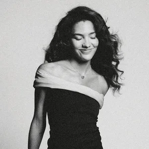 EXITOS OLIVIA DEAN Spotify playlist cover art