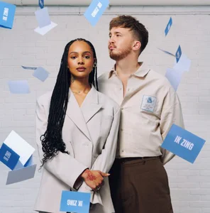 Ik Zing (feat. Snelle) Zoë Livay Ik zing, zing maar alsof je de tekst