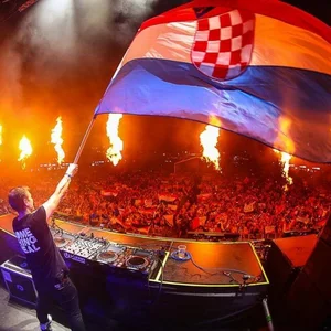 CROATIAN PARTY MIX - HRVATSKI ZABAVNI MIX — cover art