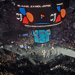 KCON LA 2023 DAY 2 SETLIST - playlist by Lexi | Spotify
