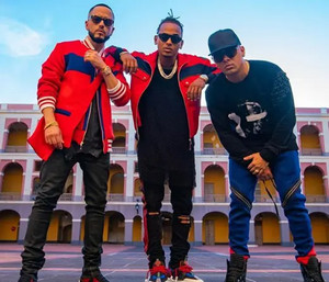 Si Tú Teléfono No Suena Cuando Estoy Luchando (Ya Para Que) - Ozuna, Wisin y Yandel cover