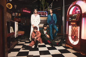 ファイヤードラゴン from SUPER☆DRAGON - playlist by SUPER☆DRAGON