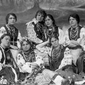 Authentic Traditional Slavic Singing/Folk Music - playlist by Helena ...
