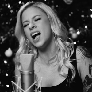 Andie Case Holiday Covers - playlist by Andie Case | Spotify