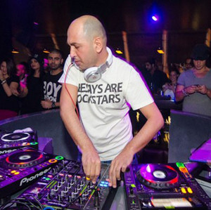 DJ Rodge - playlist by Chantal Samaha | Spotify