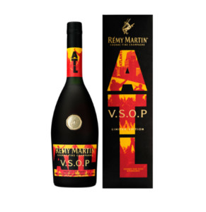REMY MARTIN VSOP MARTELL VSOP 2本セット Martell VSOP Cognac with 2 Glass Gift Set, 70 cl – The Bottle Club
