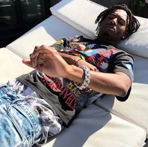 🤑 - playlist by . | Spotify