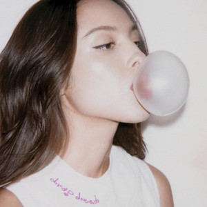 girly girl energy 🫧 drop dead vibes 💝 olivia rodrigo 🌼 petal ariana grande