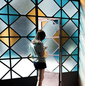 2019: Glass, steel, wool