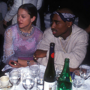 driving in the same car they killed pac in cover
