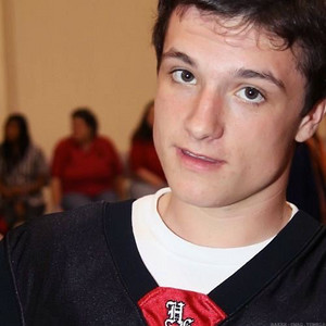 Songs that remind me of Josh Hutcherson - playlist by claire bear
