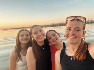 callie’s playlist 🌷😽 — cover art