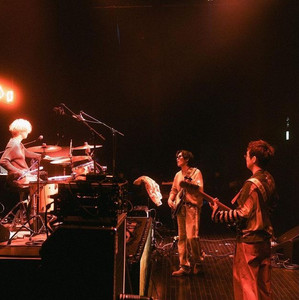 рќ ђрќџ рќ ѕ Playlist By в Spotify