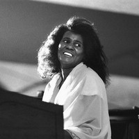 Alice Coltrane — Biography, Discography, Albums & Expert Reviews