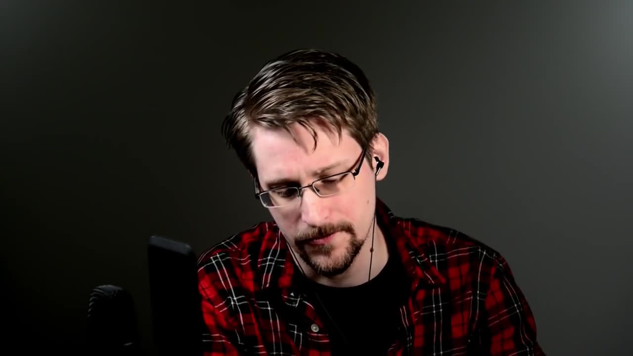 #1368 - Edward Snowden - The Joe Rogan Experience | Podcast on Spotify